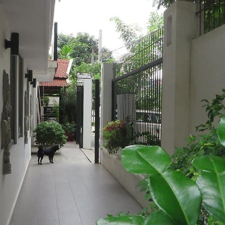 Samrach Boutique Hotel Phnom Penh Exterior foto